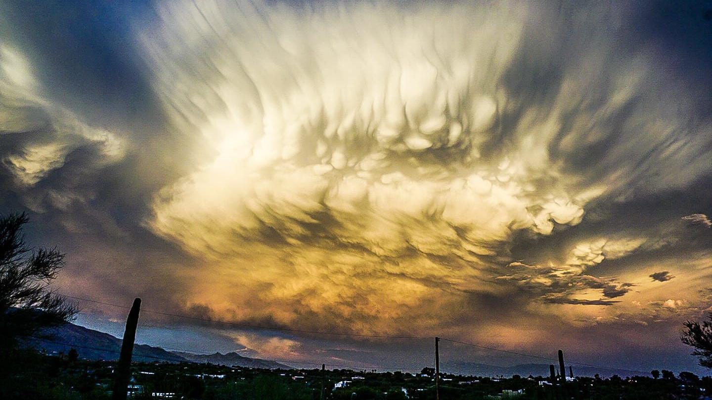 Take a look at these amazing clouds over Tucson last night